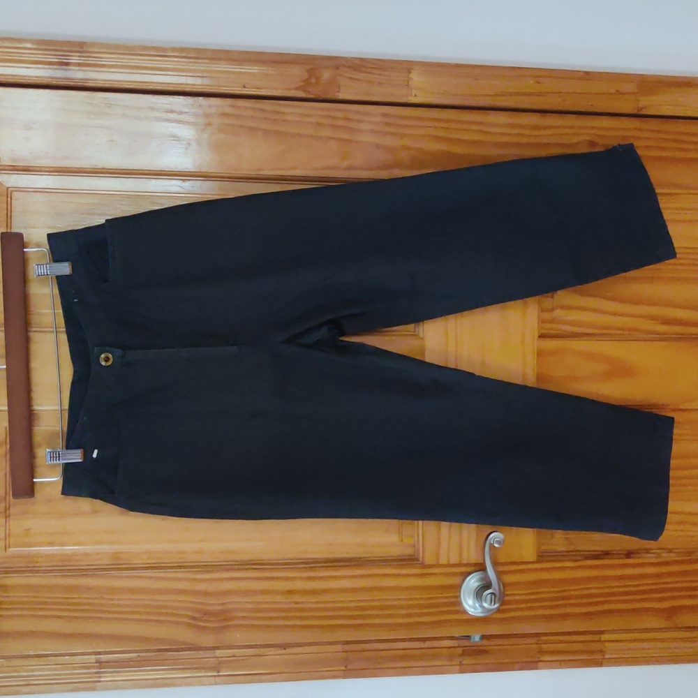 Thin Black Pants